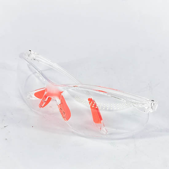 Хамгаалалтын нүдний шил хямд