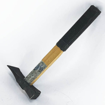 Алх /өрлөгийн алх/