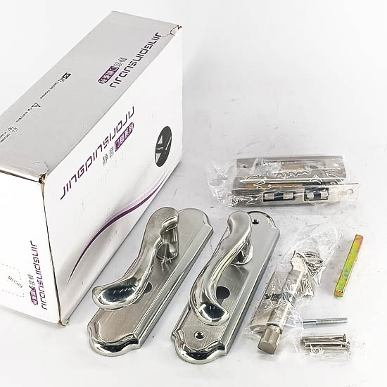 Модон хаалганы бариултай цоож B03